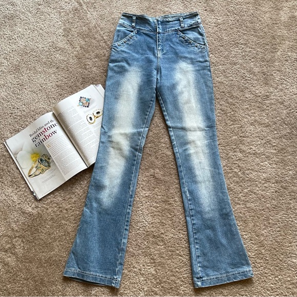 High Rise Bootcut Rivet Jeans Size: 27 - Picture 7 of 12